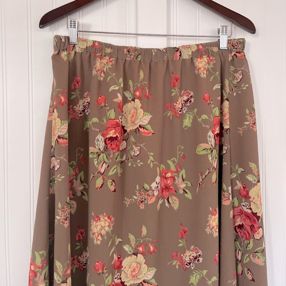 Brown Floral A-Line Maxi Skirt - Women's - Picture 4 of 12
